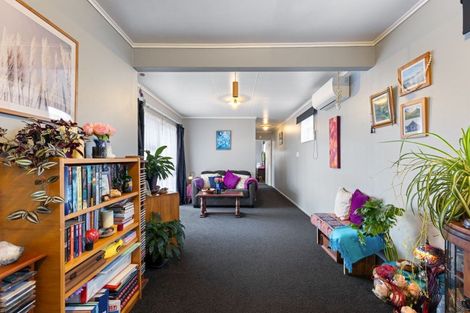 Photo of property in 6 Turakina Street, Westbrook, Palmerston North, 4412