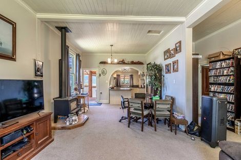 Photo of property in 189 Waikouro Wairio Road, Waikoura, Otautau, 9682