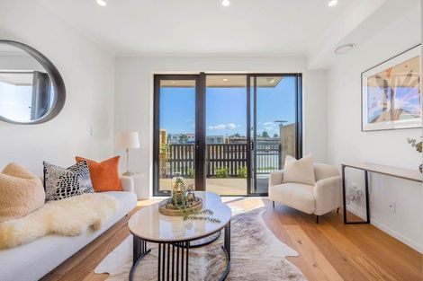 Photo of property in 7/31 Mahalo Avenue, Wiri, Auckland, 2104