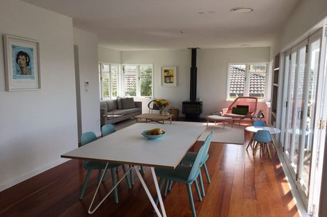 Photo of property in 16 Aramoana Avenue, Devonport, Auckland, 0624