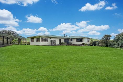 Photo of property in 122 Mangawhai Road, Wellsford, 0975