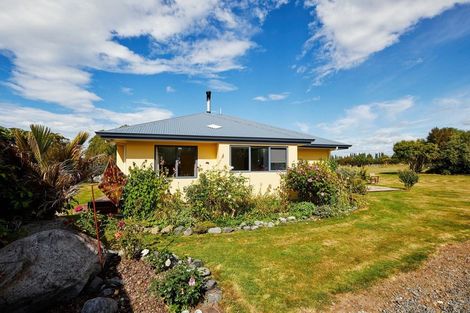 Photo of property in 103 Harnetts Road, Kaikoura Flat, Kaikoura, 7371