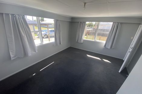 Photo of property in 1 Northolt Road, Fairview Downs, Hamilton, 3214