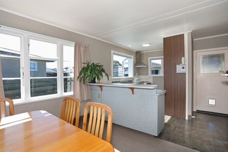 Photo of property in 27 Montgomery Street, Feilding, 4702