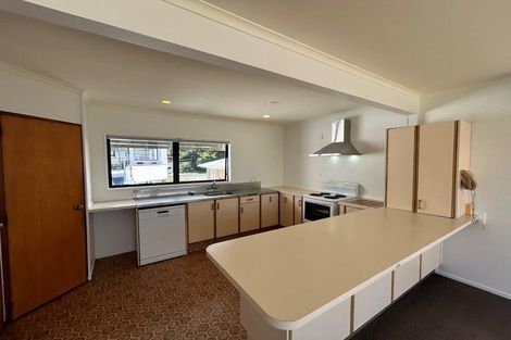 Photo of property in 15 Rita Street, Mount Maunganui, 3116