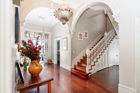 Photo of property in 91 Brougham Street, Mount Victoria, Wellington, 6011