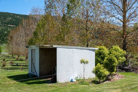 Photo of property in 44 Timoti Road, Waimarama, Havelock North, 4294