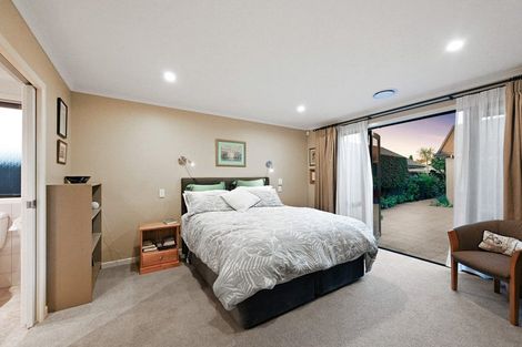 Photo of property in 2 Sovereign Place, Rototuna North, Hamilton, 3210