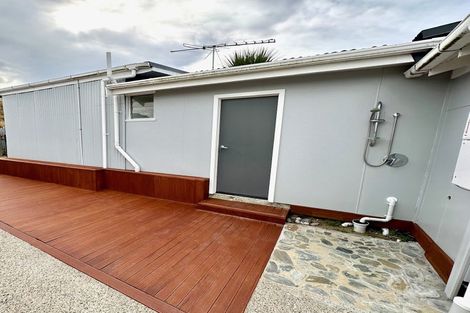 Photo of property in 32 Esplanade, Kaka Point, Balclutha, 9271