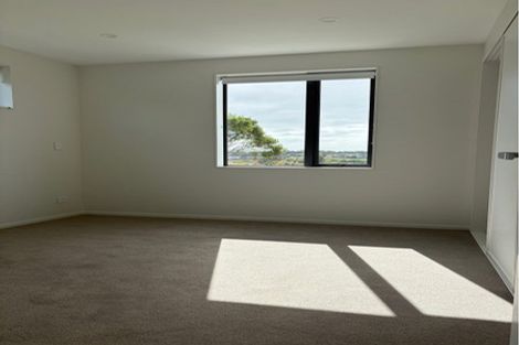 Photo of property in 57 Ngakoro Road, Karaka, Papakura, 2113