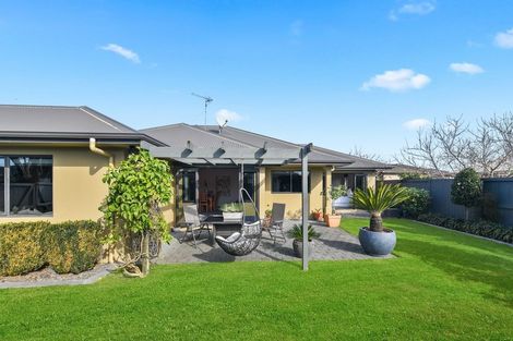 Photo of property in 2 Acton Vale, Rototuna North, Hamilton, 3210