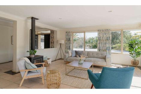 Photo of property in 2 Palm Drive, Kerikeri, 0294