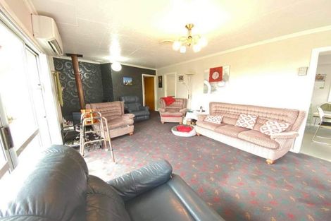 Photo of property in 15 Bedford Street, Eltham, 4322