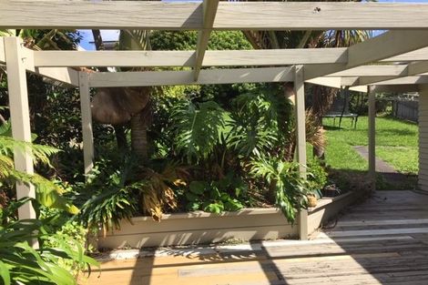 Photo of property in 54 Beulah Avenue, Rothesay Bay, Auckland, 0630