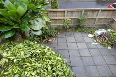 Photo of property in 2/80 Hobson Street, Thorndon, Wellington, 6011