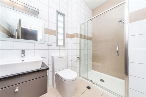 Photo of property in 35m Garnet Road, Westmere, Auckland, 1022