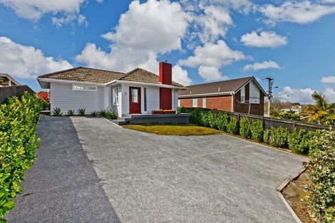 Photo of property in 120 Lake Road, Belmont, Auckland, 0622