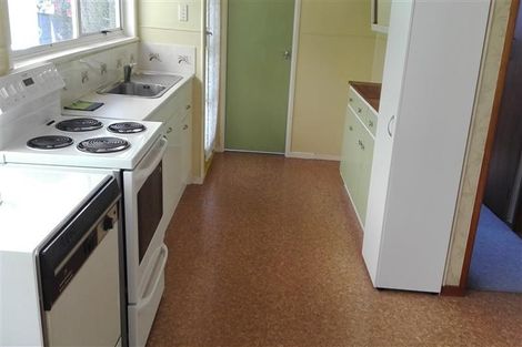 Photo of property in 5 Orton Street, Glenfield, Auckland, 0627