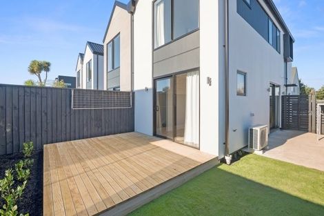 Photo of property in 2/64 Brockworth Place, Riccarton, Christchurch, 8011