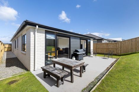 Photo of property in 73 Ridge Drive, Omokoroa, 3114