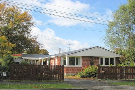 Photo of property in 242 Waimairi Road, Ilam, Christchurch, 8041