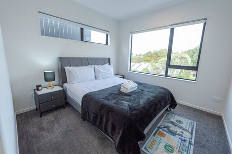 Photo of property in 5/236 Albany Highway, Schnapper Rock, Auckland, 0632