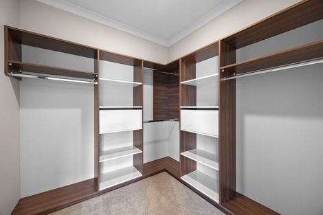 Photo of property in 1 Creggan Crescent, Flat Bush, Auckland, 2019