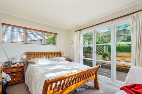 Photo of property in 99 Lake Crescent, Hamilton Lake, Hamilton, 3204