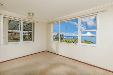 Photo of property in 32 Orchard Road, Waiake, Auckland, 0630