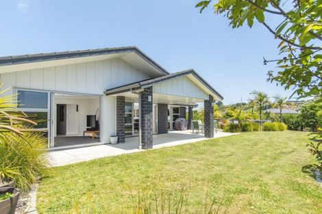 Photo of property in 222 Lakes Boulevard, Pyes Pa, Tauranga, 3112