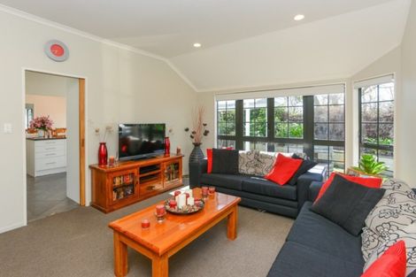 Photo of property in 14 Kingsgate Lane, Havelock North, 4130