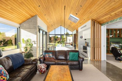 Photo of property in 112 Birchs Road, Prebbleton, 7674