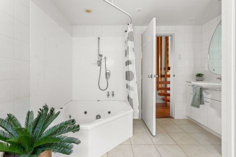 Photo of property in 8 Makorori Beach Road, Makorori, Gisborne, 4073