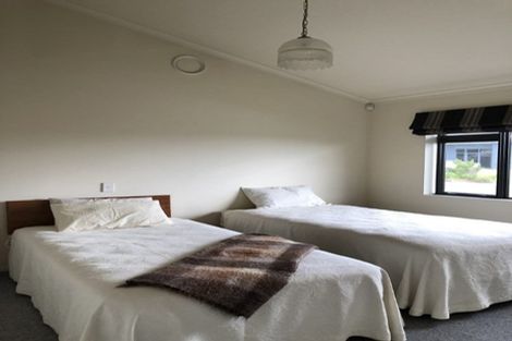 Photo of property in 1 Roseash Lane, Levin, 5510