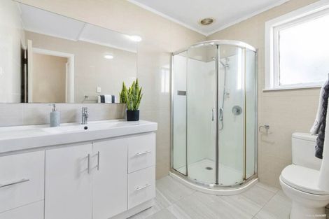 Photo of property in 4a Mawney Road, Henderson, Auckland, 0610