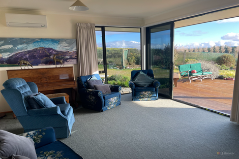 Photo of property in 986 Rolling Ridges Road, Levels Valley, Timaru, 7975