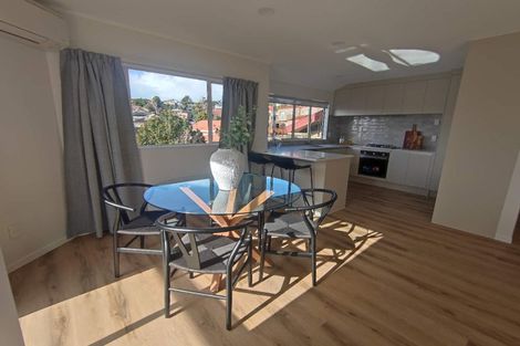 Photo of property in 18a Jacanas Place, Unsworth Heights, Auckland, 0632
