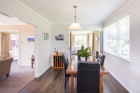 Photo of property in 104 Long Melford Road, Awapuni, Palmerston North, 4412