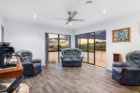 Photo of property in 42b Redwing Street, Browns Bay, Auckland, 0630