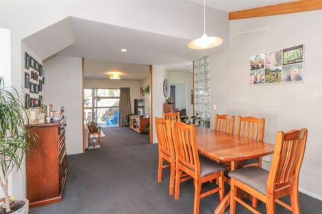 Photo of property in 11d Tawa Street, Inglewood, 4330