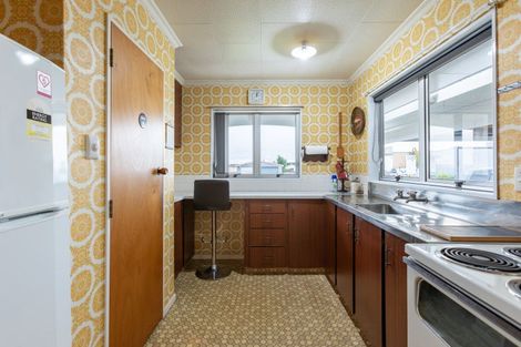 Photo of property in 2a Hunter Street, Dannevirke, 4930