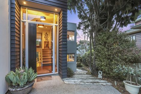 Photo of property in 229b Titirangi Road, Titirangi, Auckland, 0604