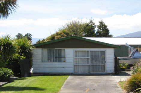 Photo of property in 183 Queen Street, Westport, 7825