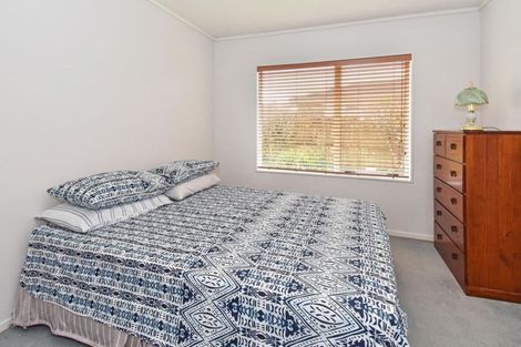 Photo of property in 17 Sheriff Place, Randwick Park, Auckland, 2105