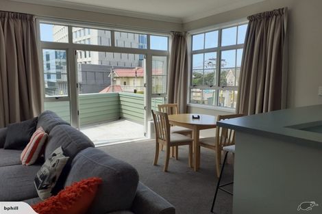 Photo of property in 32 Pipitea Street, Thorndon, Wellington, 6011