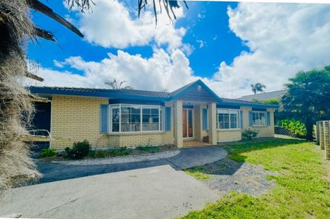 Photo of property in 53 Stratford Road, Manurewa, Auckland, 2105