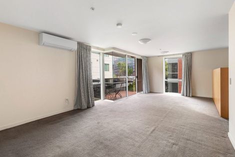 Photo of property in 21 Cambridge Terrace, Christchurch Central, Christchurch, 8013