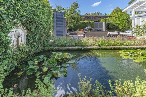 Photo of property in 214 Heatherlea Road East, Levin, 5571