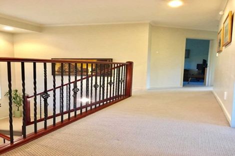 Photo of property in 15 Meteor Place, Schnapper Rock, Auckland, 0632