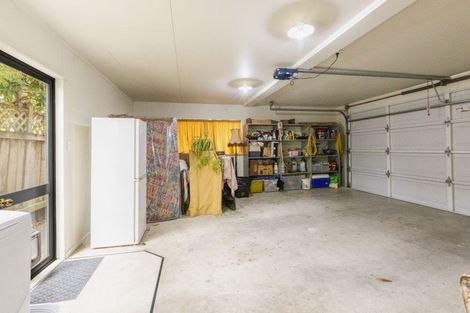 Photo of property in 2/25 Margaret Avenue, Havelock North, 4130